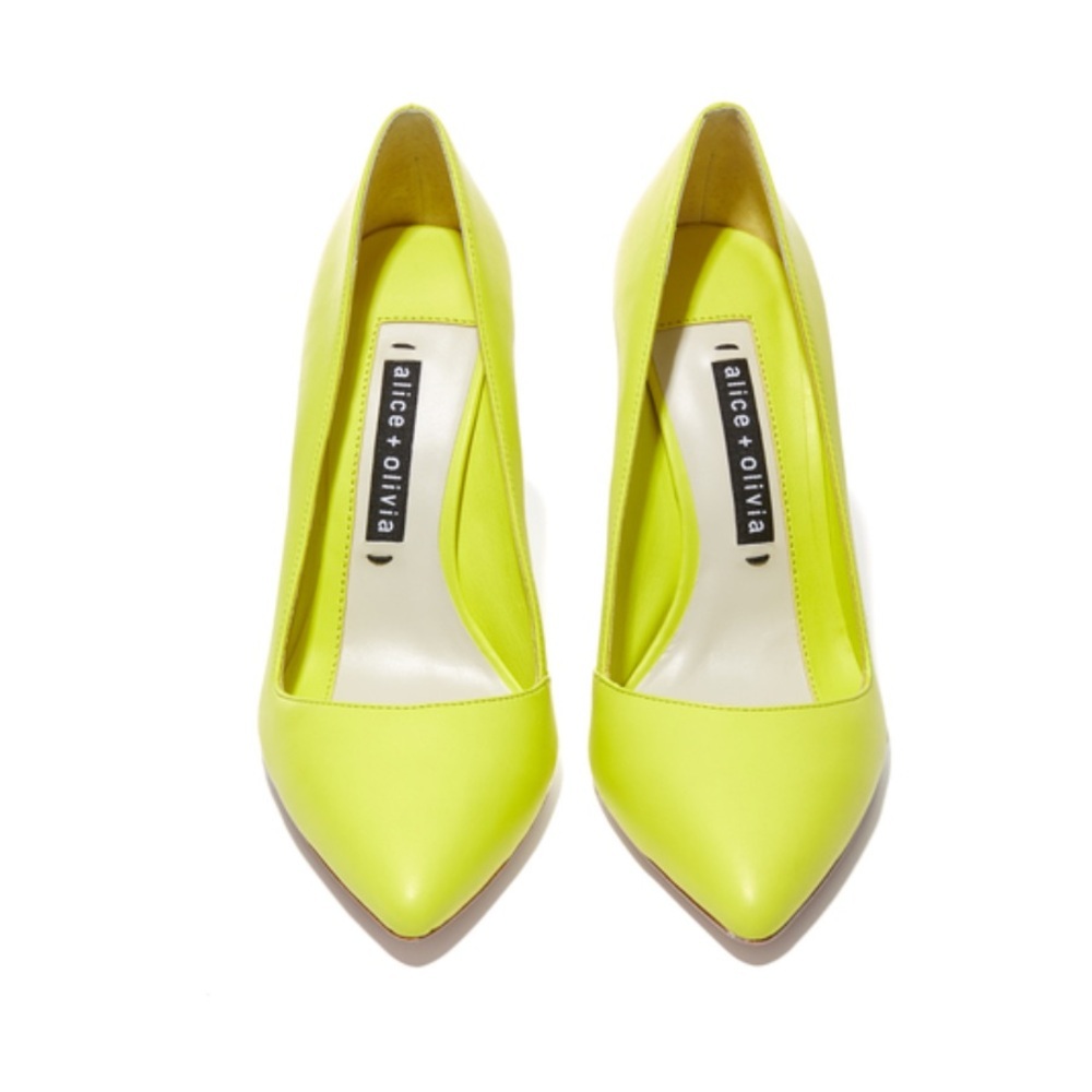 Alice + Olivia Dina Heel In Lime Punch - Picture 4 of 10
